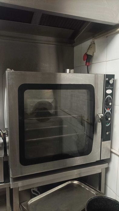 Forno Industrial - Magnus (c/ 4 tabuleiros)