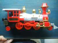 Locomotiva vintage com luzes e deita fumo real a caldeira