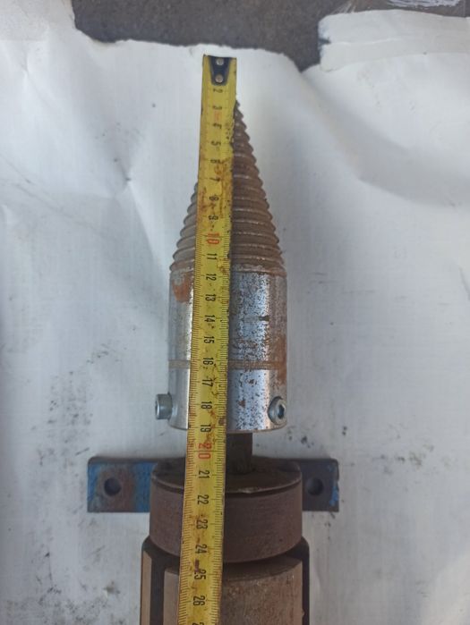 Дровокол конусный.колун (марковка)