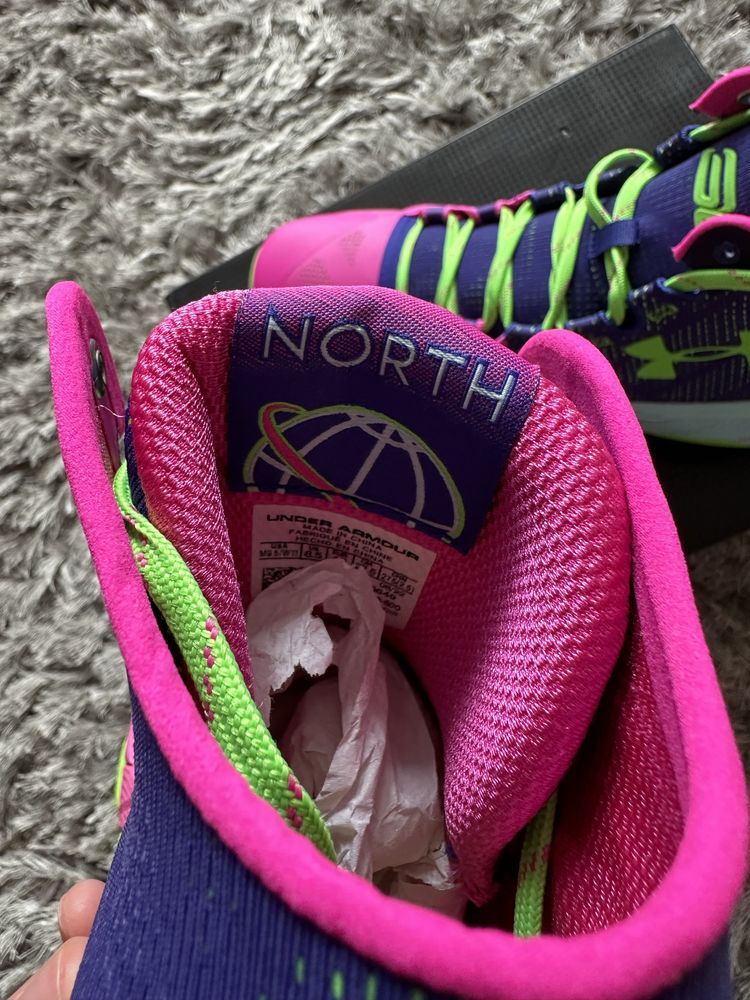 (43) Under Armour Curry 2 Retro Northern Lights