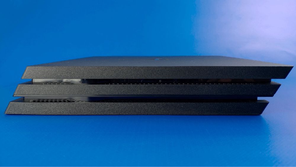 Playstation 4 pro на 1 тр