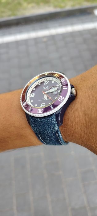 Zegarek ICE z datą