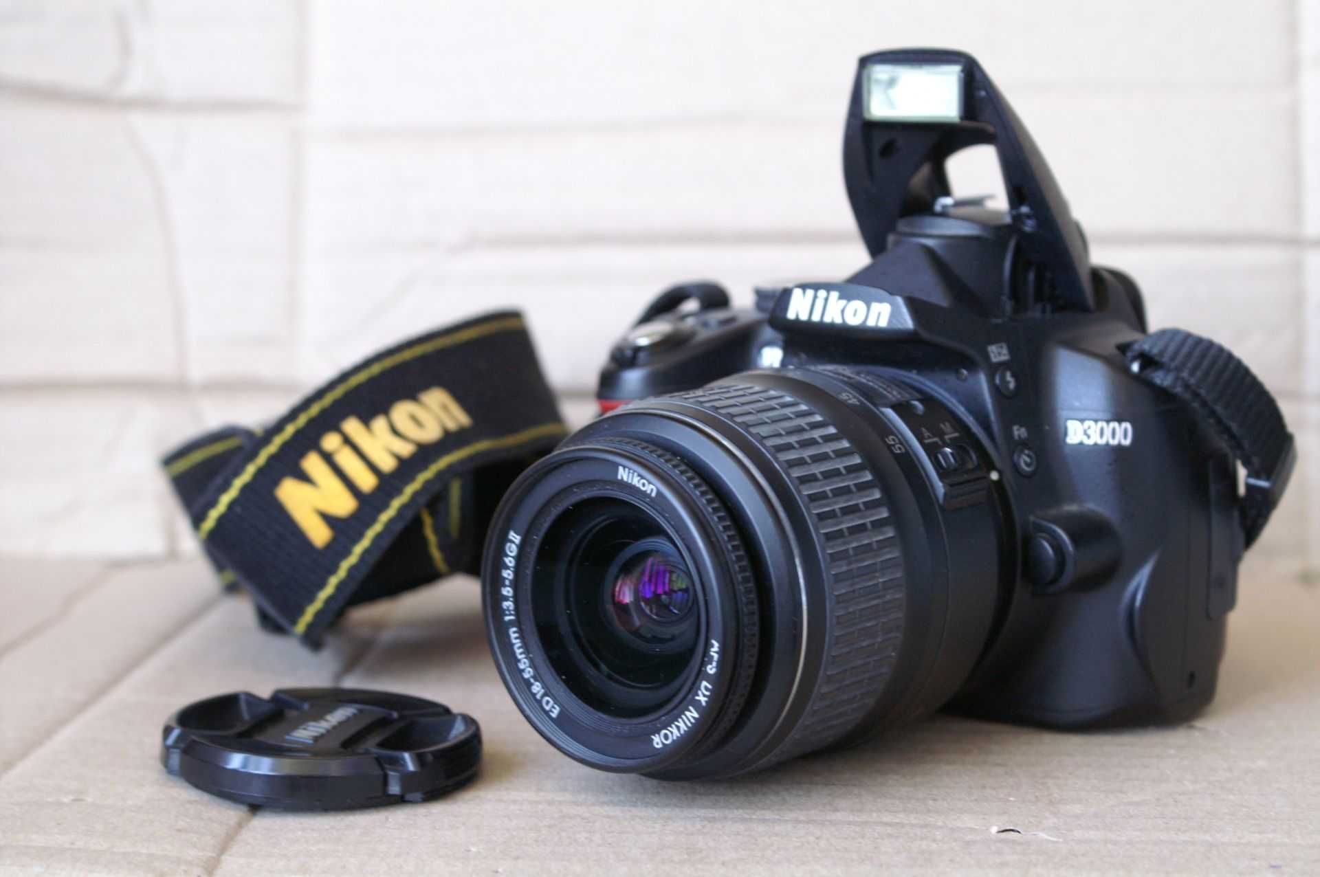 Зеркальный фотоаппарат Nikon D3000 Kit - Nikkor 18-55 - Короб,Докум. !