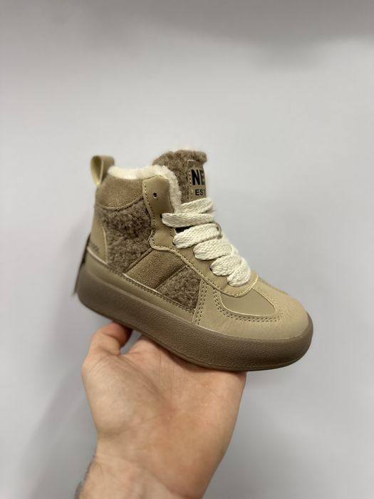 Черевики для дівчинки зимові на овчині 27-32, бежеві ботинки зимние