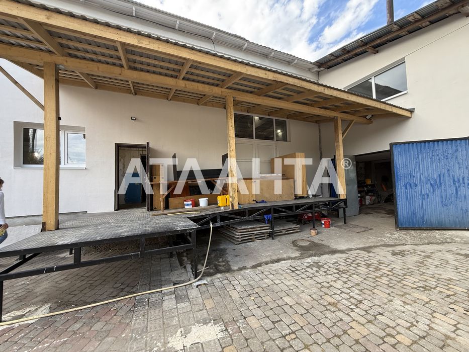 Оренда складів великих площ, є офісні, жилі та комерц приміщ