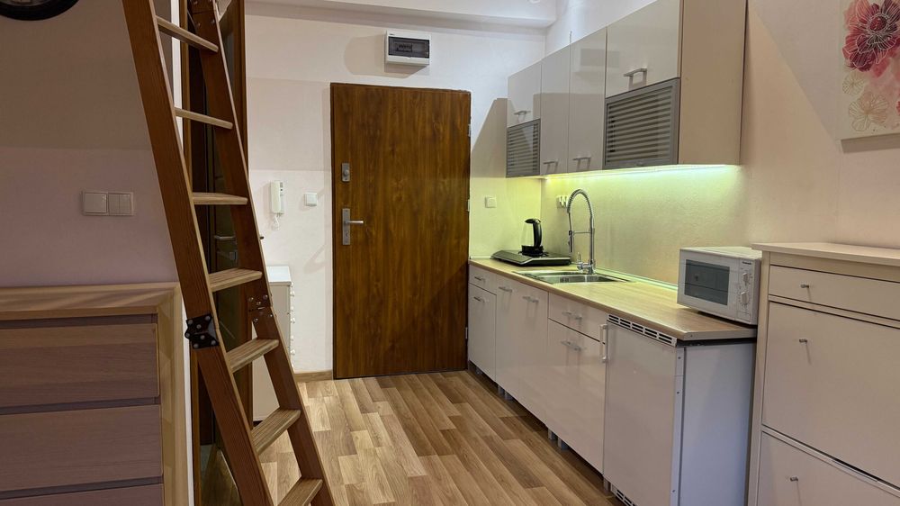 Kawalerka bez opłat czynszowych. Suchanino.