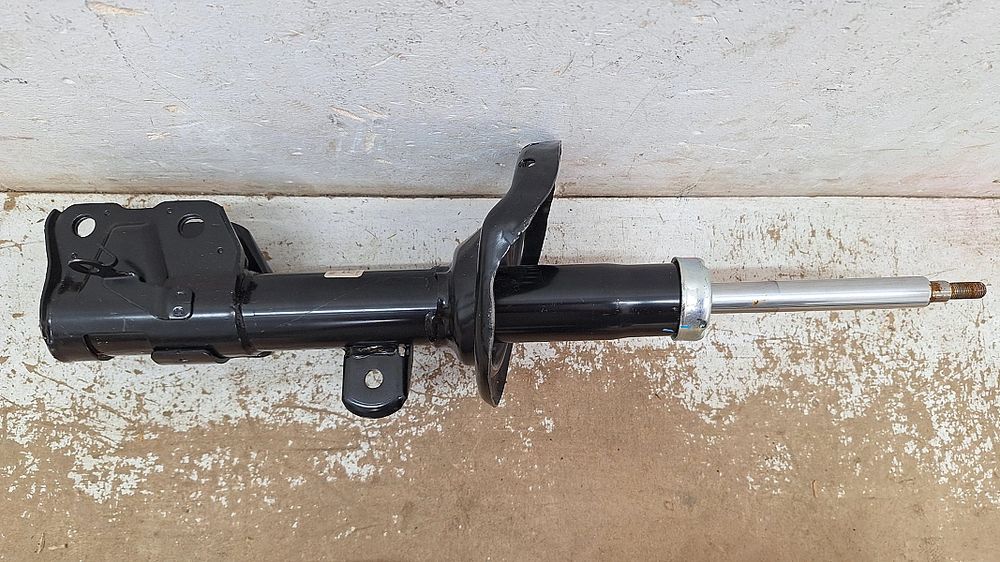 Amortyzator Prawy Przedni Subaru Legacy Outback