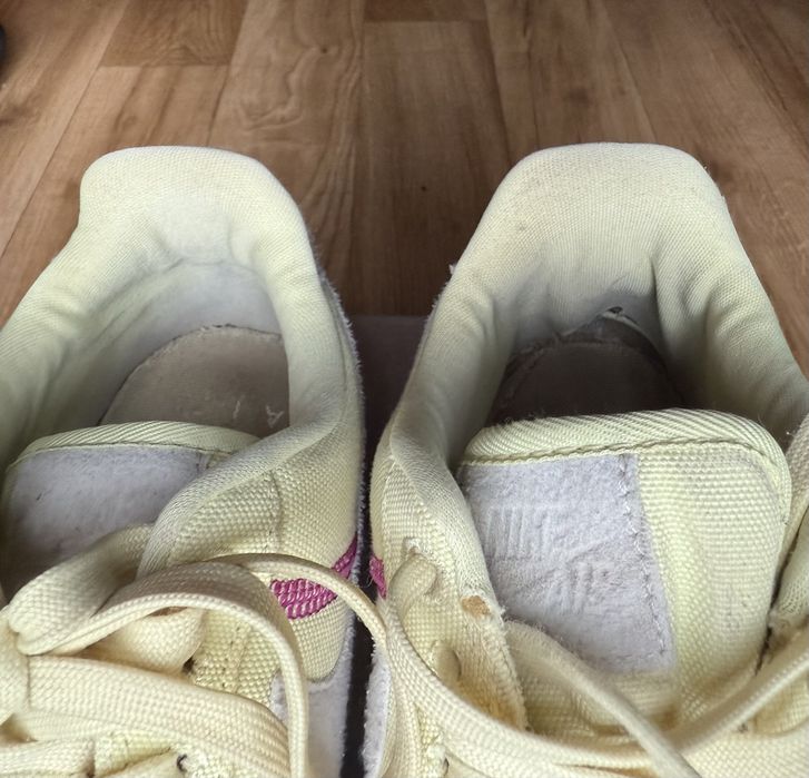 Bity Nike AF1 yellow