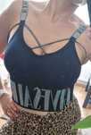 Piękny crop top z cyrkoniami i paskami na dekolcie S