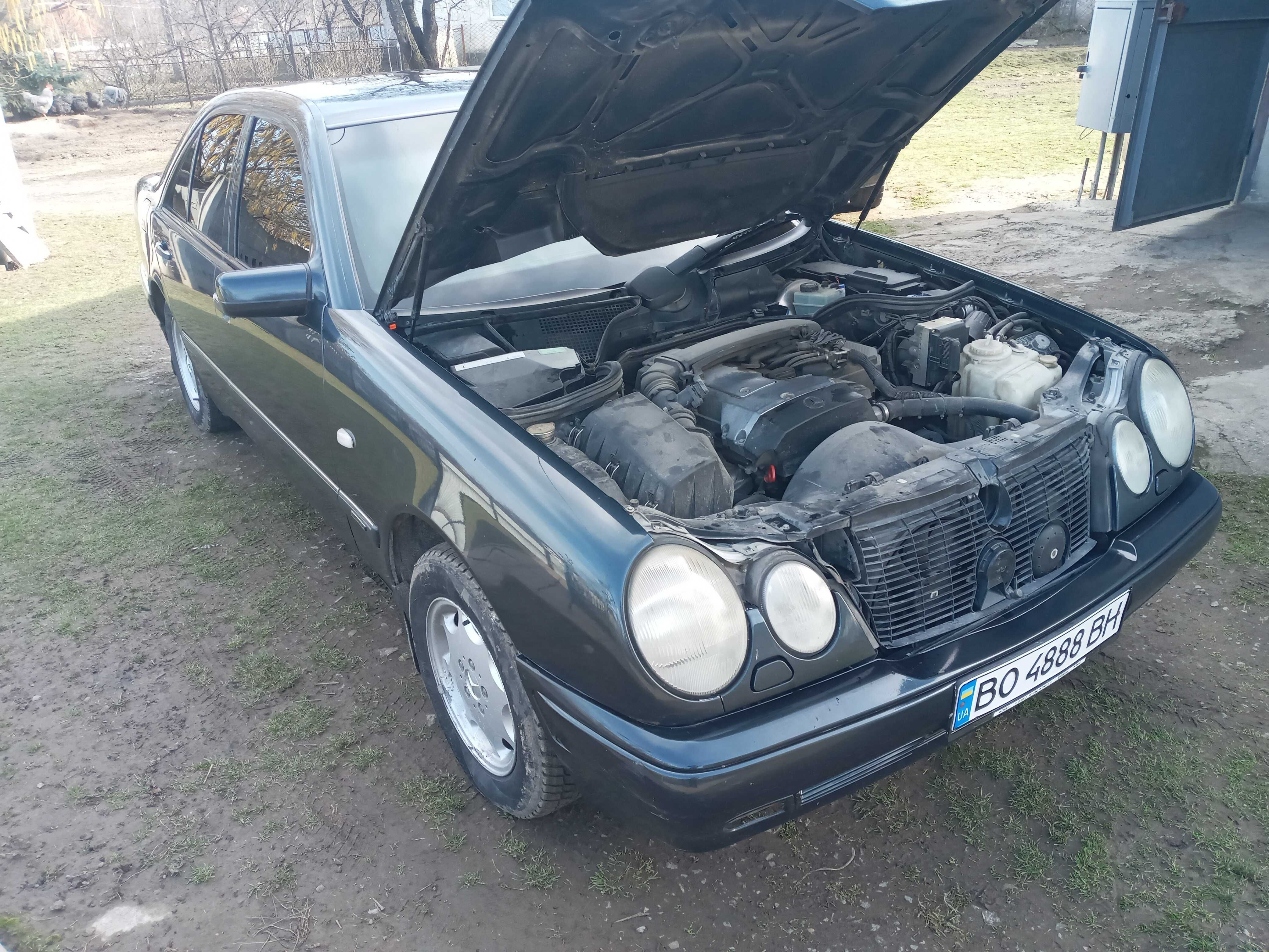 Mercedes-benz e 230