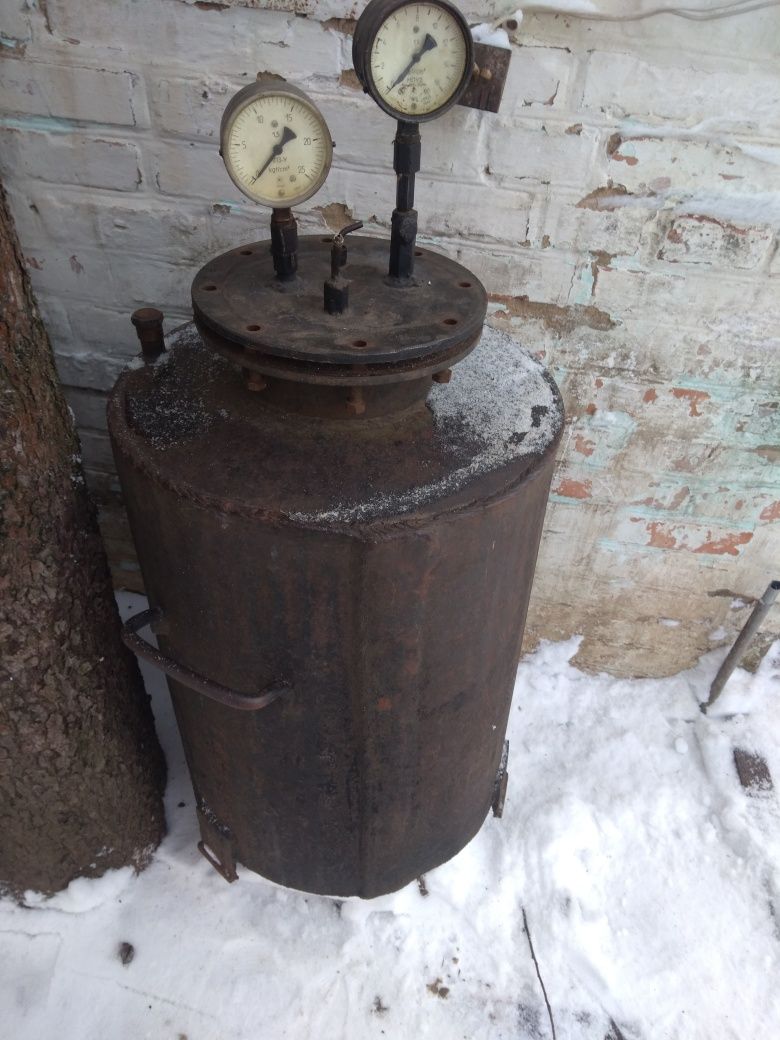 Автоклав на 130,  та на 85 банок 0,5л