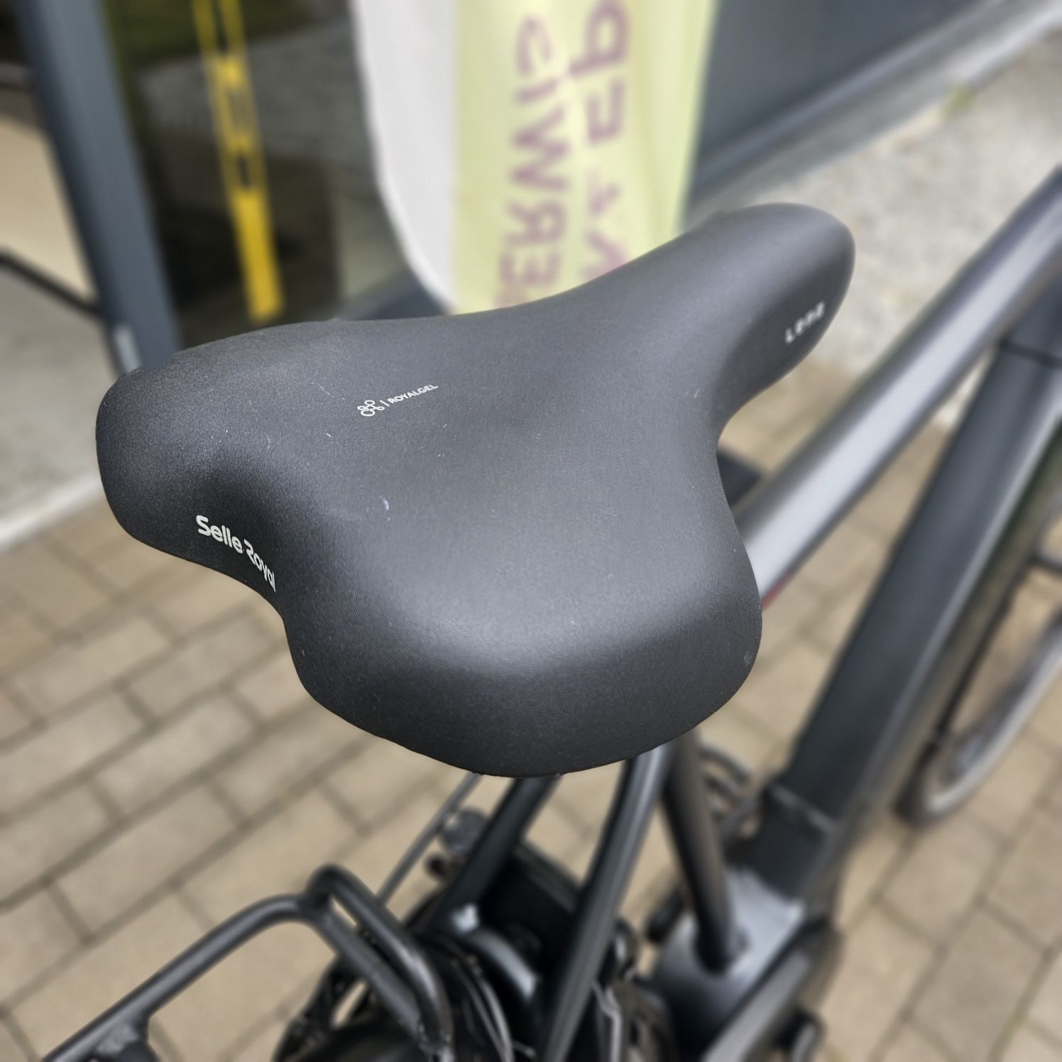 Rower elektryczny Kalkhoff Agattu 4 City 59cm Bosch Pasek (470)
