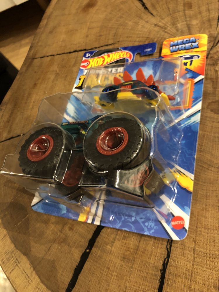 Nowy zestaw Hot Wheels MONSTER TRUCKS Mega Wrex + autko do zgniotu