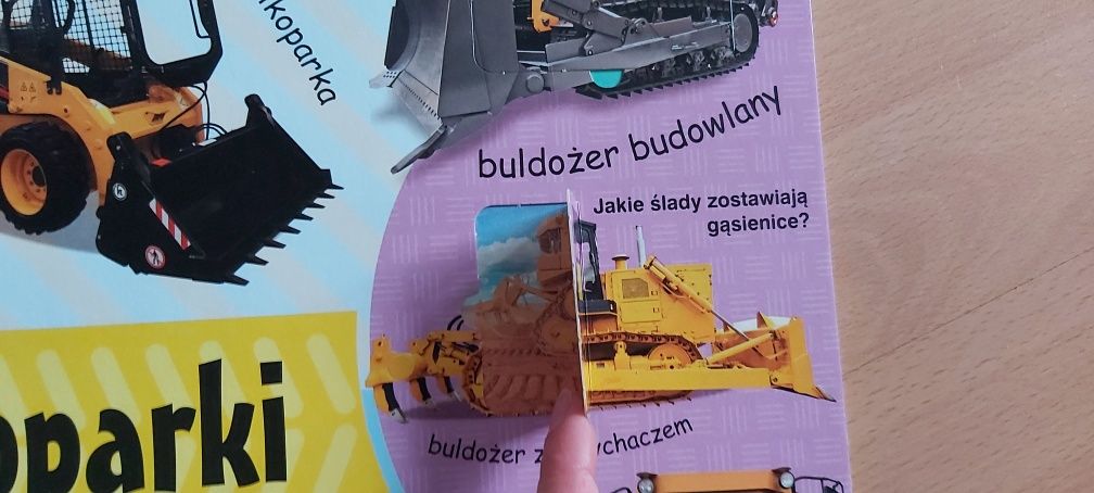 Książka Na budowie z okienkami