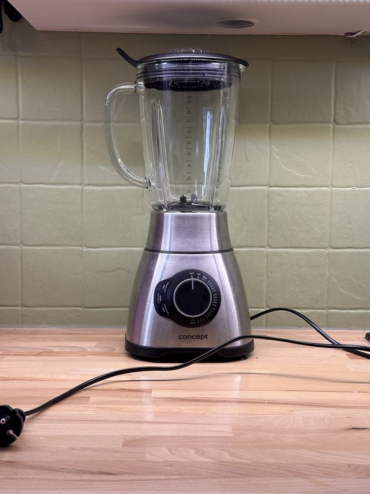Blender kielichowy Concept SM3500