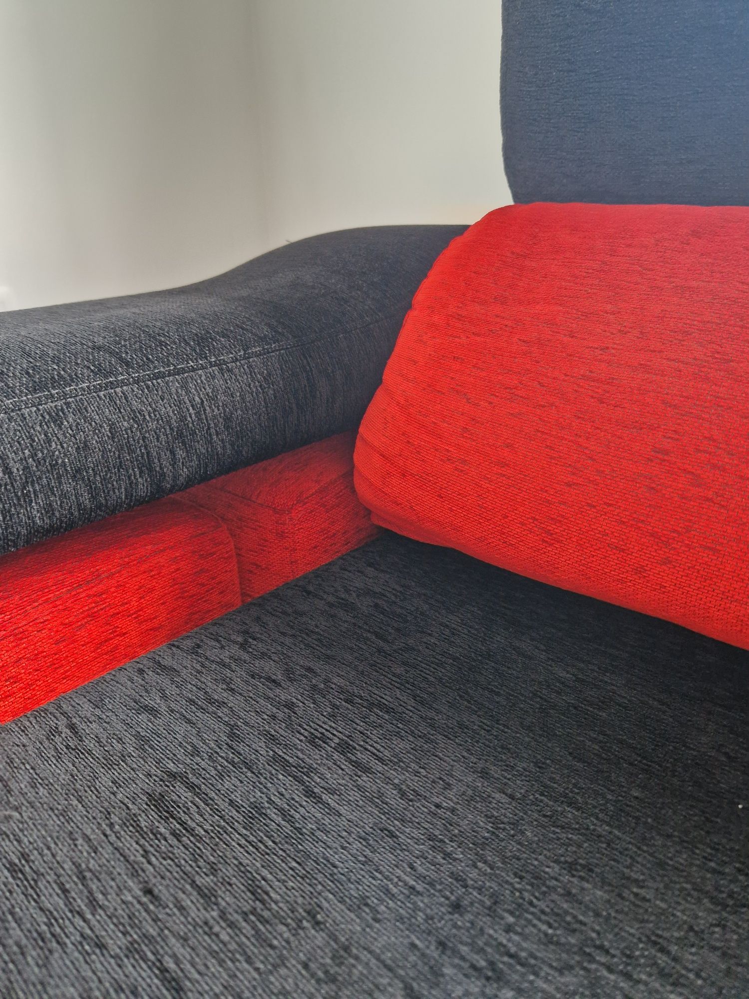 Sofá com chaise longue