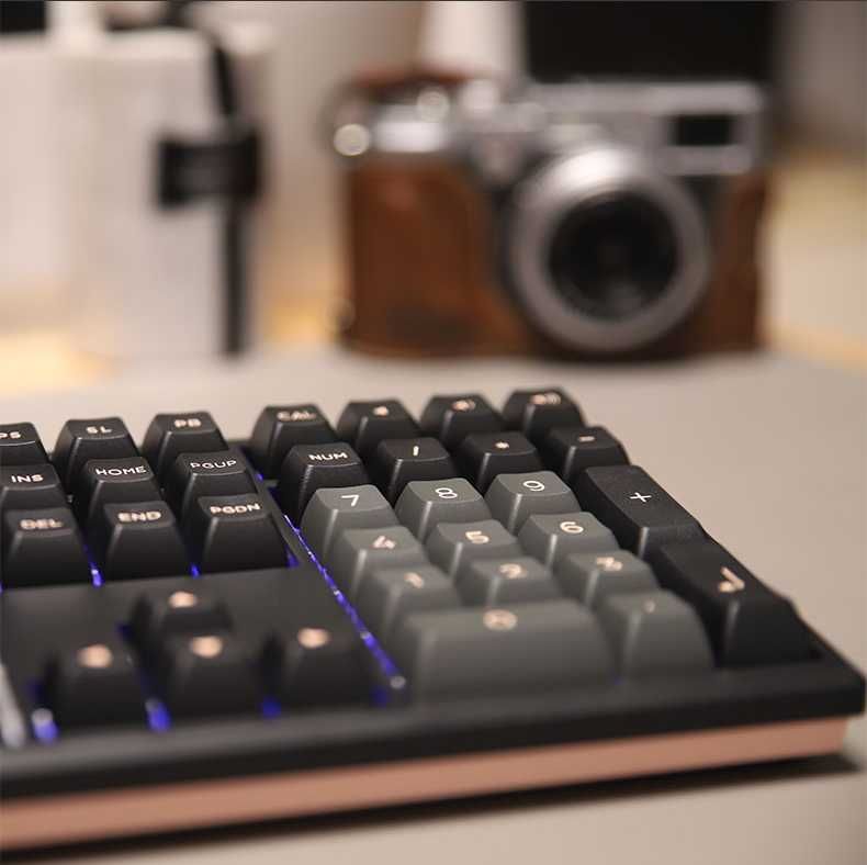 Механические клавиатуры AKKO X Monsgeek MG108 RGB,PBT Кейкапы (+GIFT)