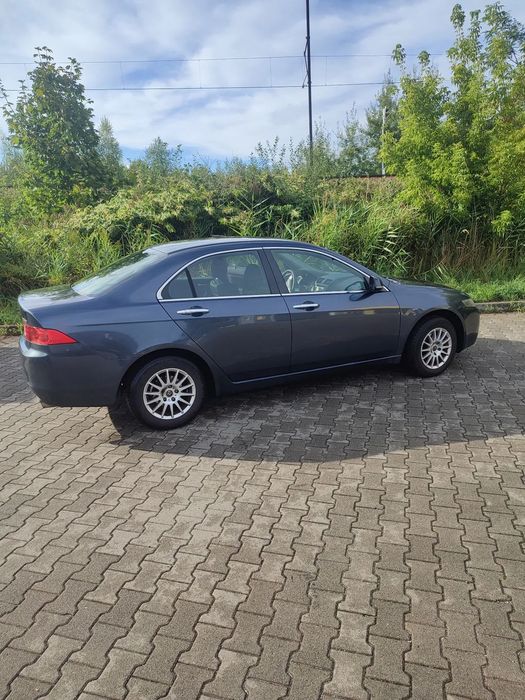 Honda Accord Honda Accord 2.0 Stan bardzo dobry* Garażowany* Bezwypadkowy*