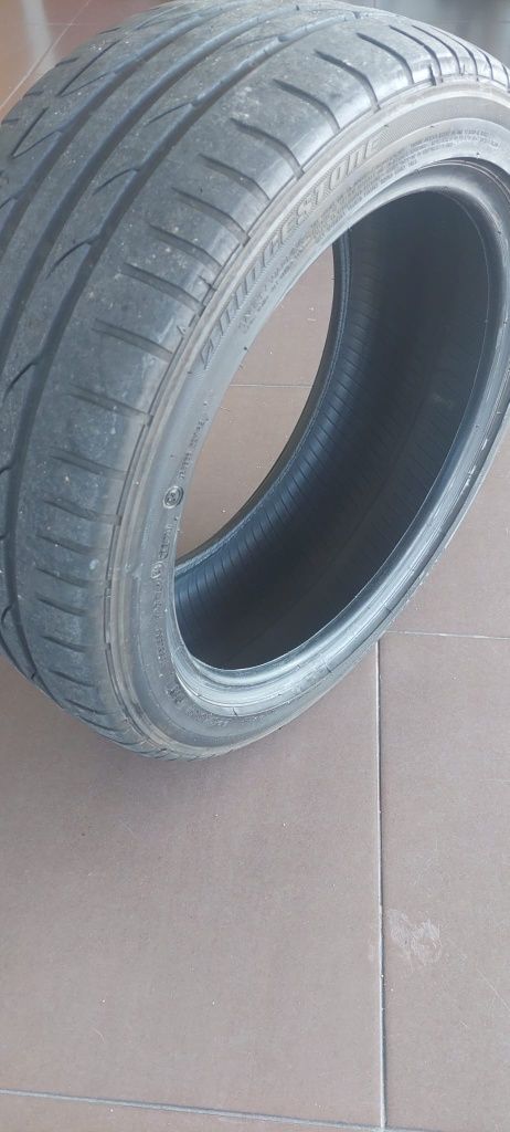 1 pneu Bridgestone potenza 225/45 R17