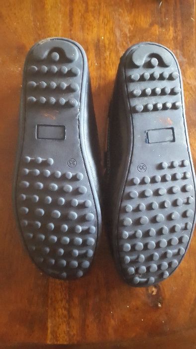 Mocassins de criança azul marinho novos