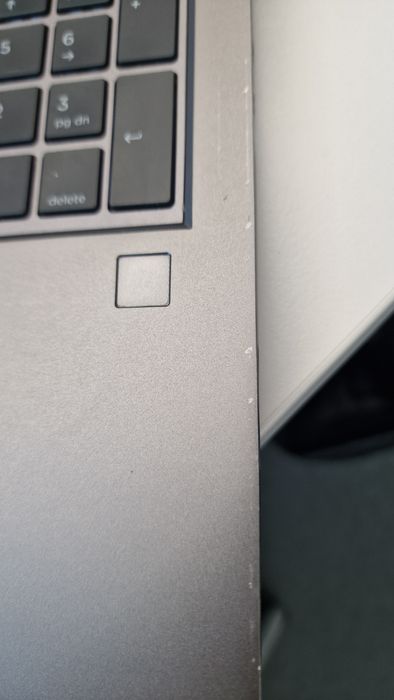 HP ZBook Fury G8 • i7 • RTX A2000 • 64GB • 1TB SSD + Dock