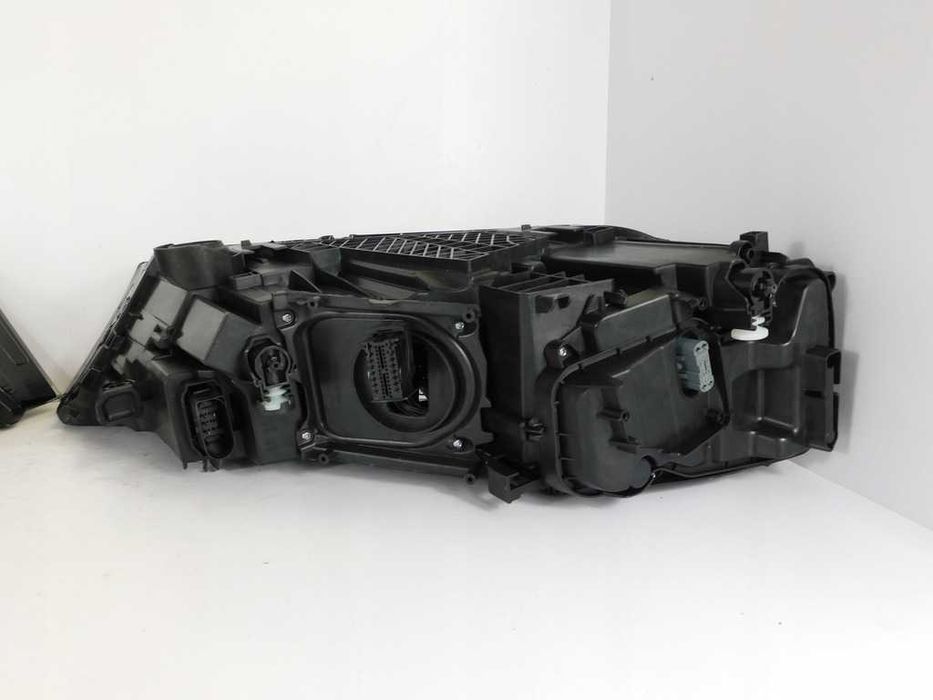 Audi q7 4m фари led ауді