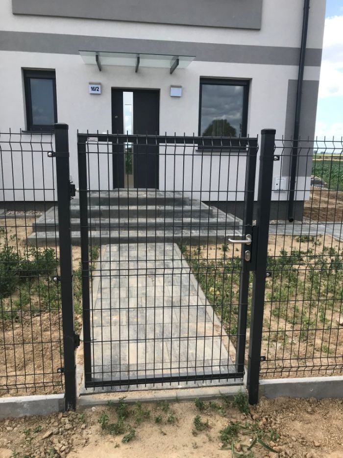 Siatka ogrodzeniowa i Siatka z drobnym oczkiem PRODUCENT