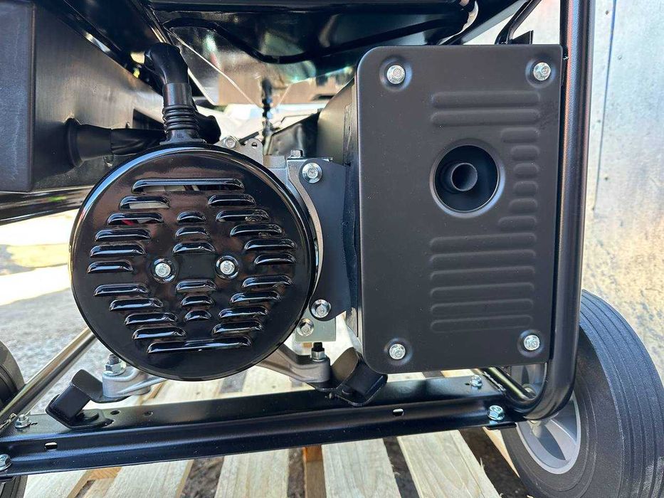 Генератор бензиновий Лонцін 6500 з AVR - доставка безкоштовна