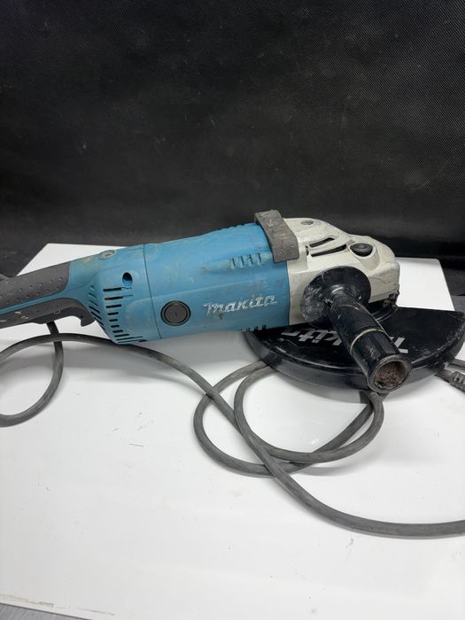 Makita szlifierka GA 9020R