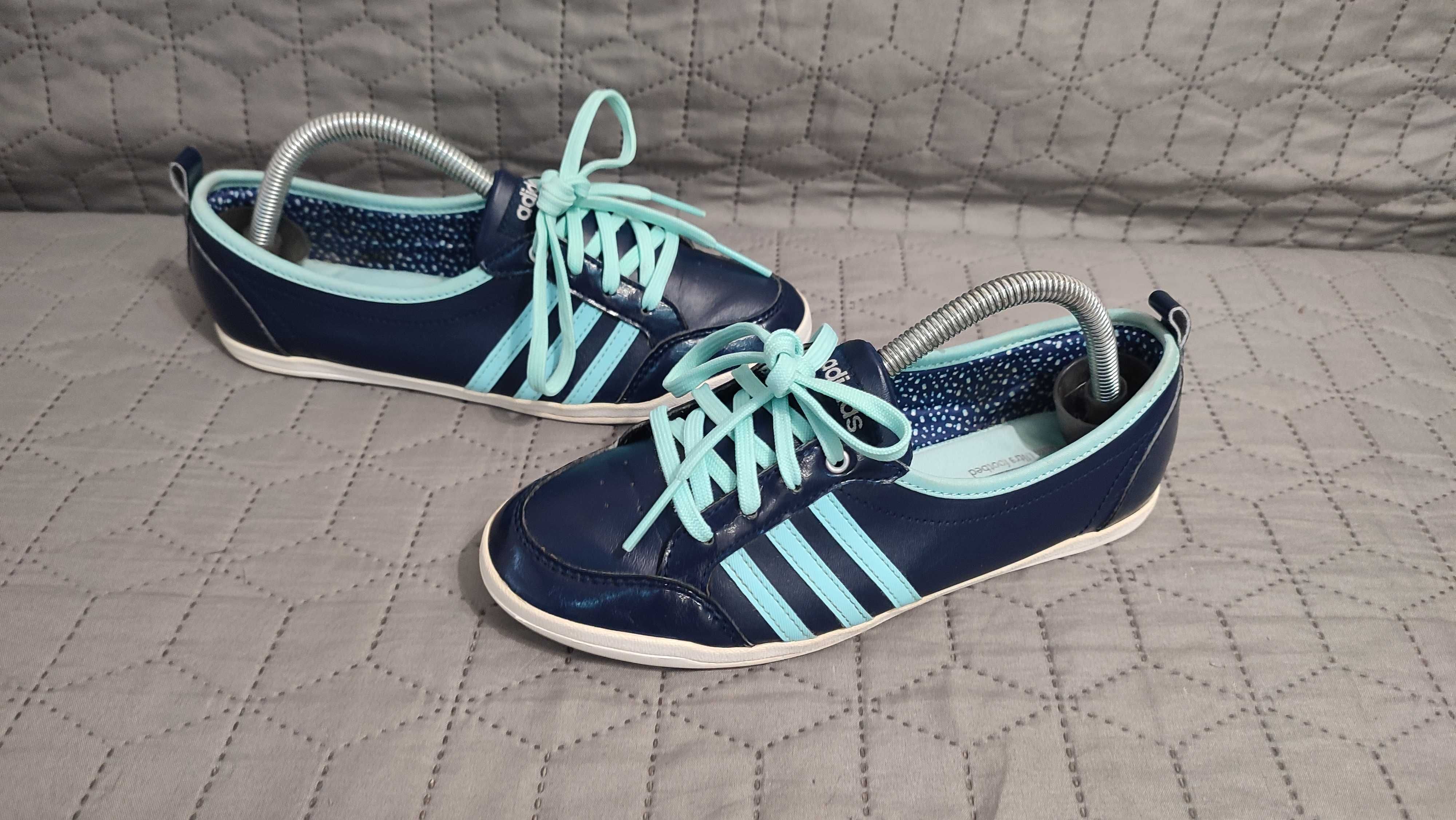 Мокасини Adidas Piona, 36 р., 22,5-23 см