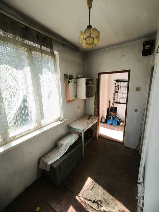 40055 Дачний будинок є всі документи є газ електрика поруч зупинка