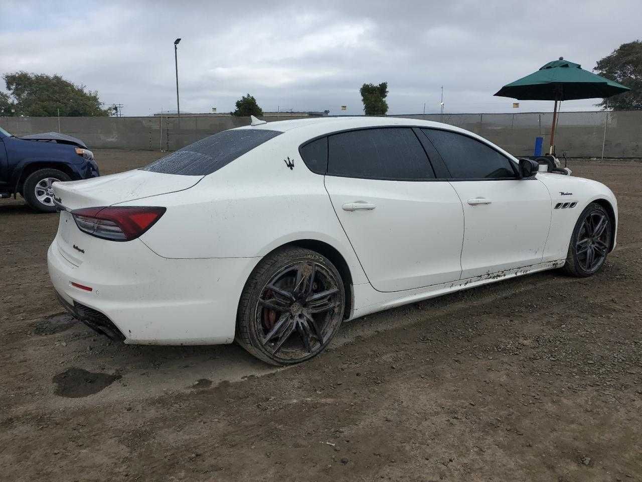 2022 Maserati Quattroporte Modena