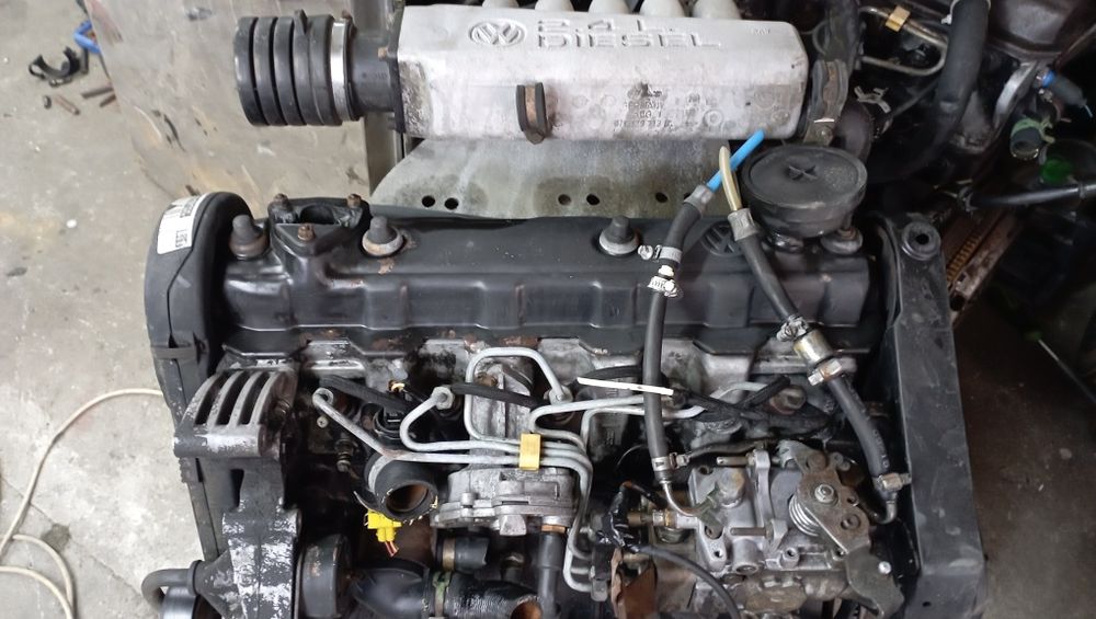 VW T4 transporter silnik 2.4 d.     AAB