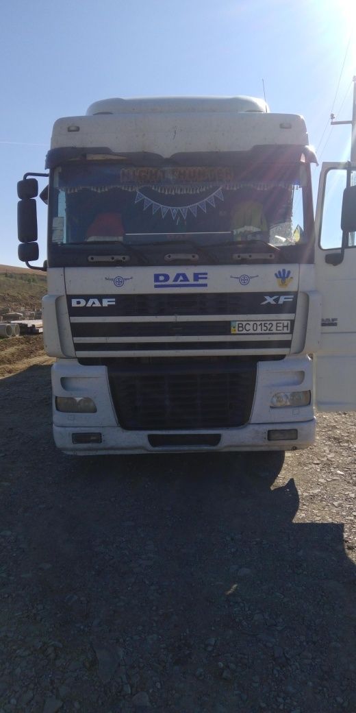 Продам тягач DAF  XF95.430