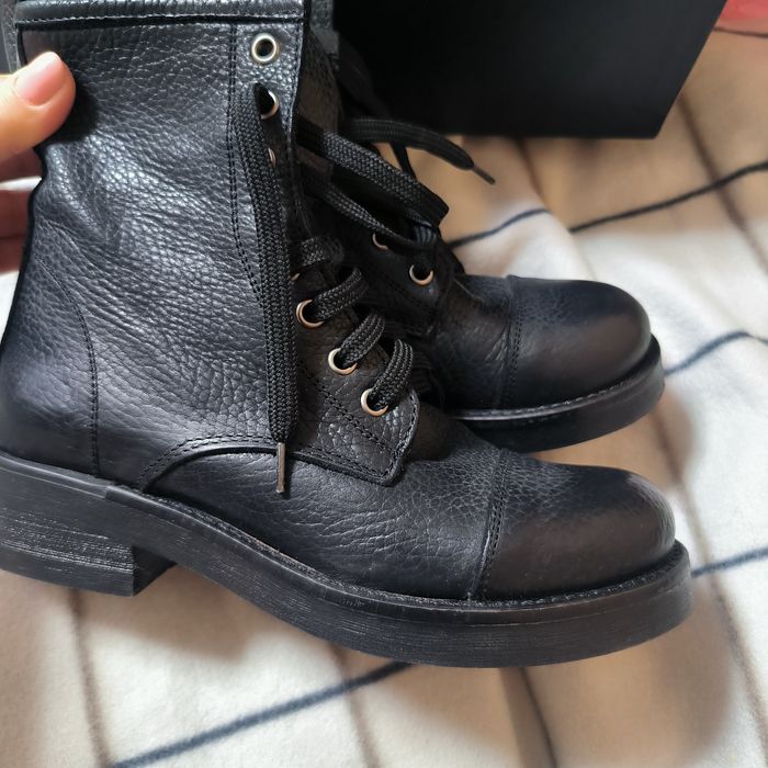 Gaduta libera Черевики-берці жіночі шкіряні демісезонні