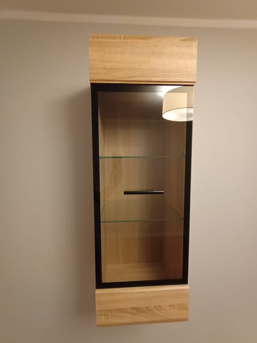 Sprzedam zestaw mebli pokojowych+ stół i krzesła