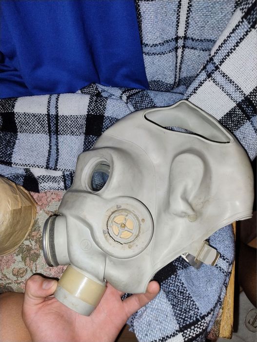 Продам противогаз нерехту