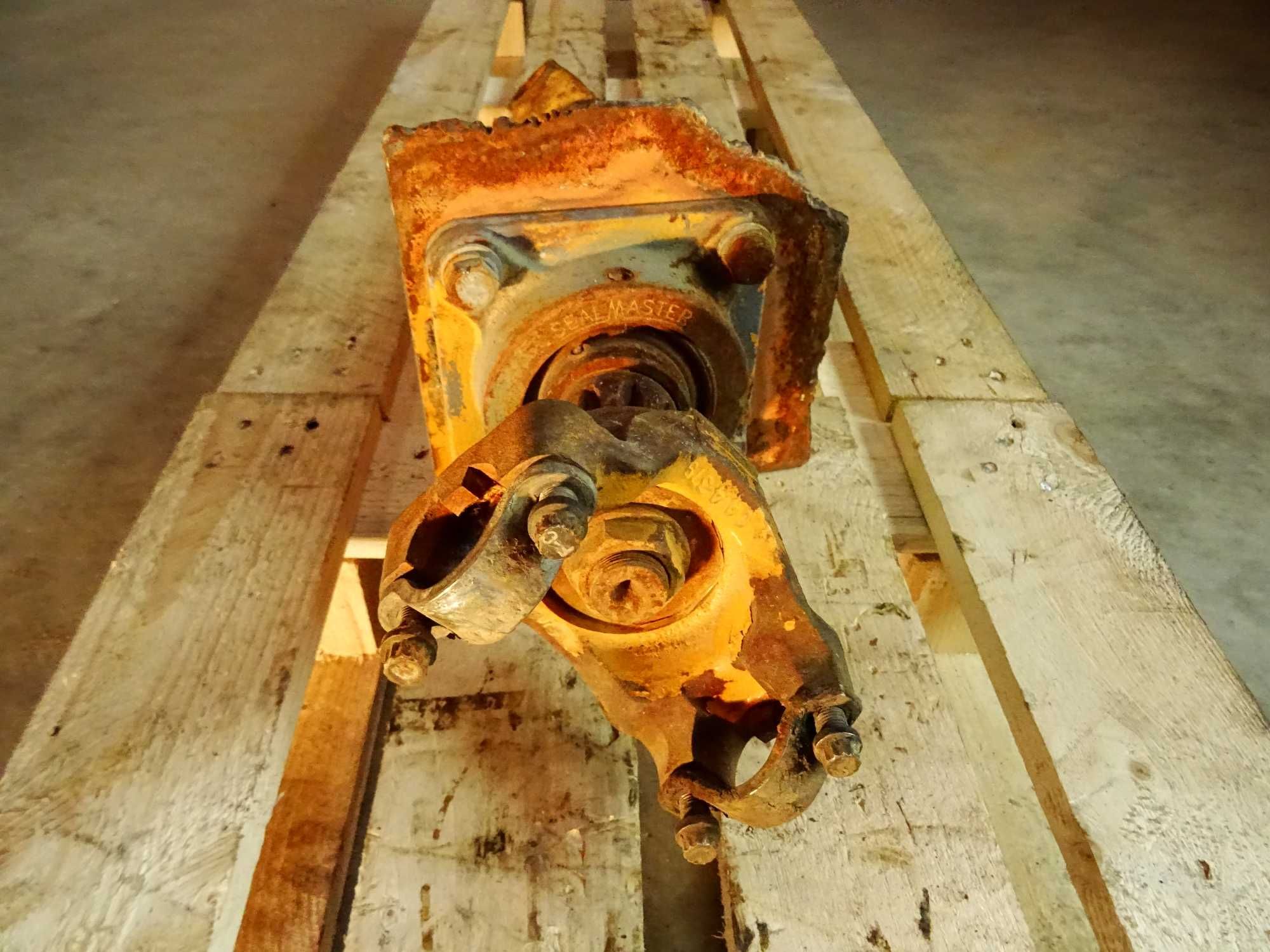 Wał pędny do ładowarki Case 621C. Cardan shaft. 60cm. Kardan