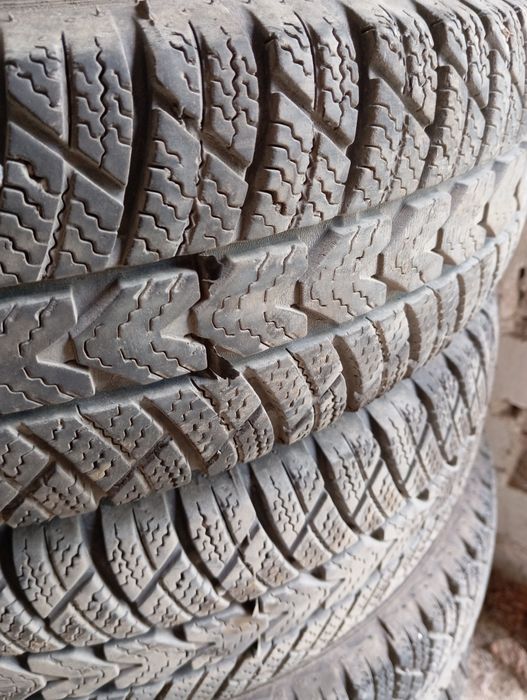 Продам Резину ЗИМА  155 / 70/ R 13