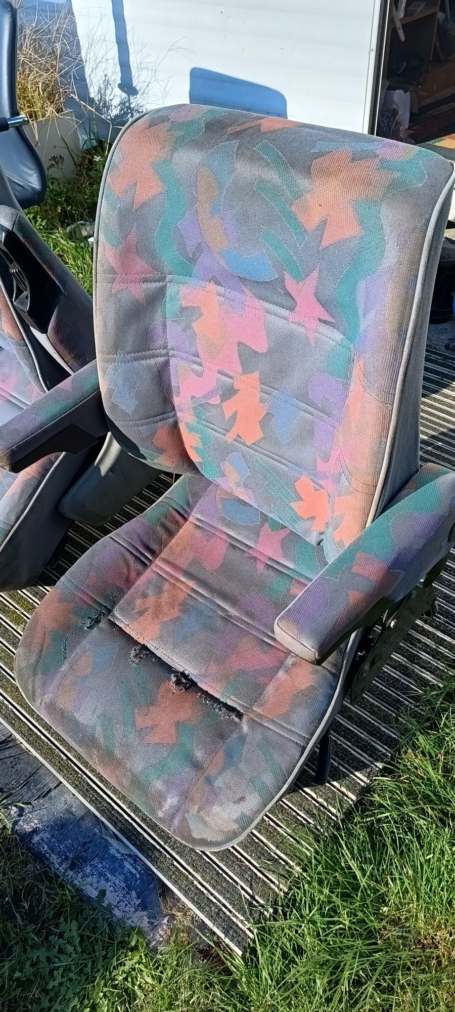 Fotele koziołki VW Multivan Allstar