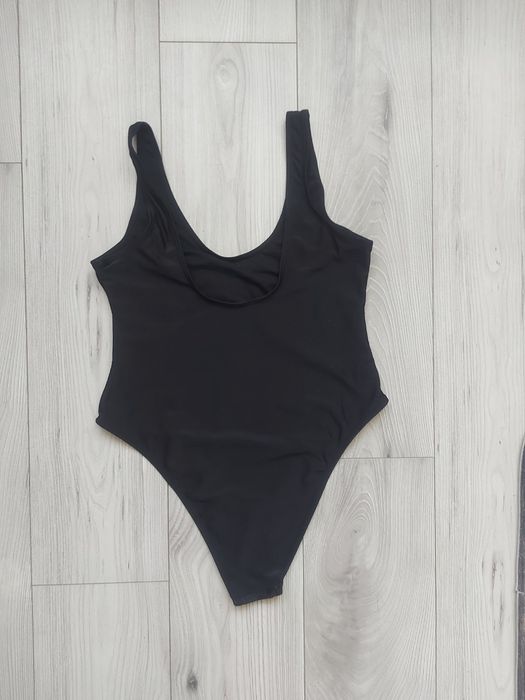 Чорний спортивний купальник new look/жіночий
цілісний купальник із гли