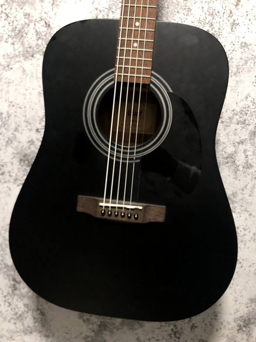 Акустическая гитара Cort.