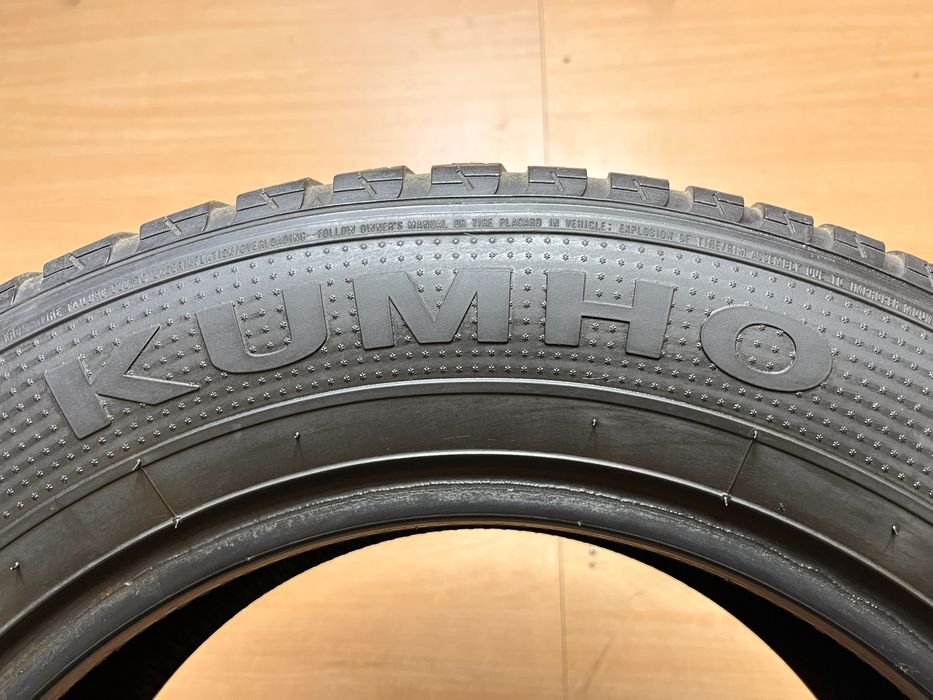 225/60 R 16 Kumho I’Zen KW23 Зима пара шини