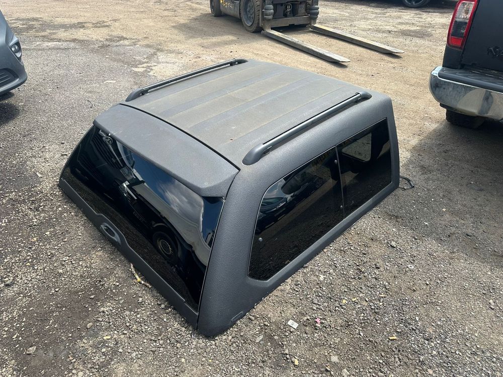Nissan Navara Hard Top/twardy dach/ zabudowa paki