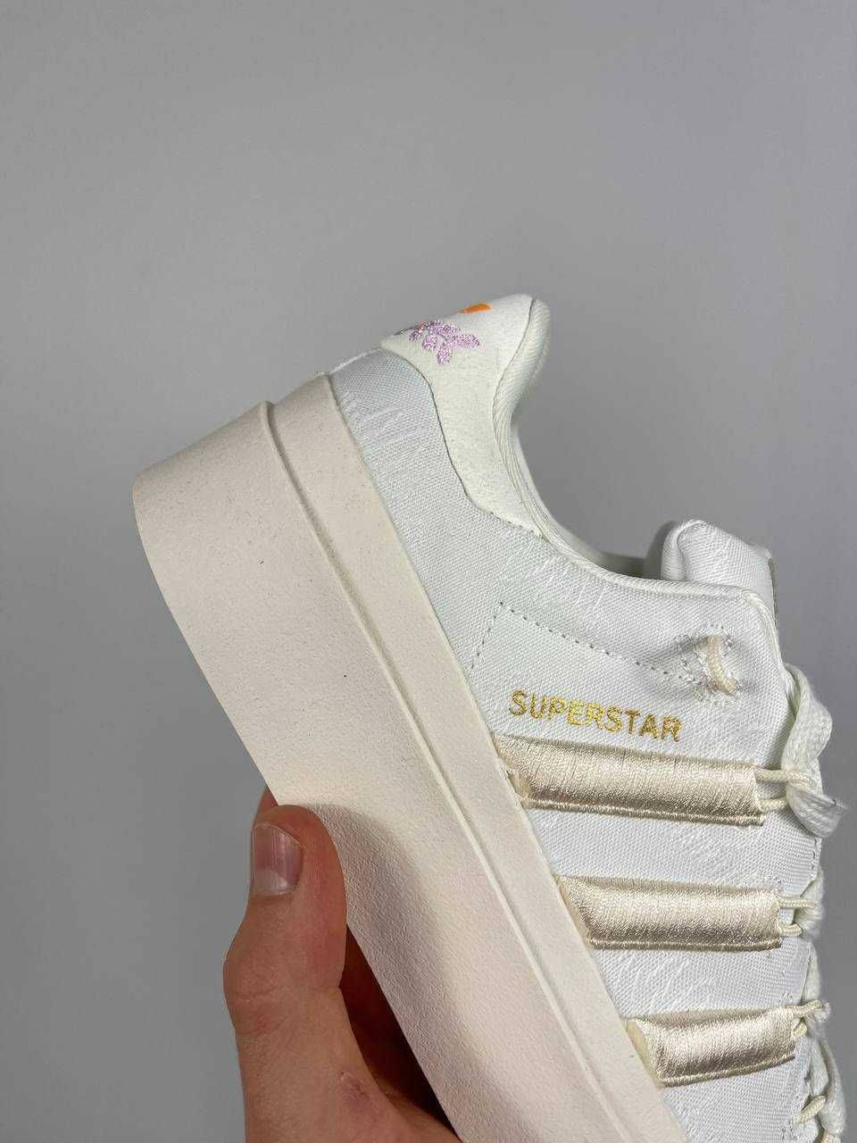 Жіночі кросівки Adidas Superstar Bonega