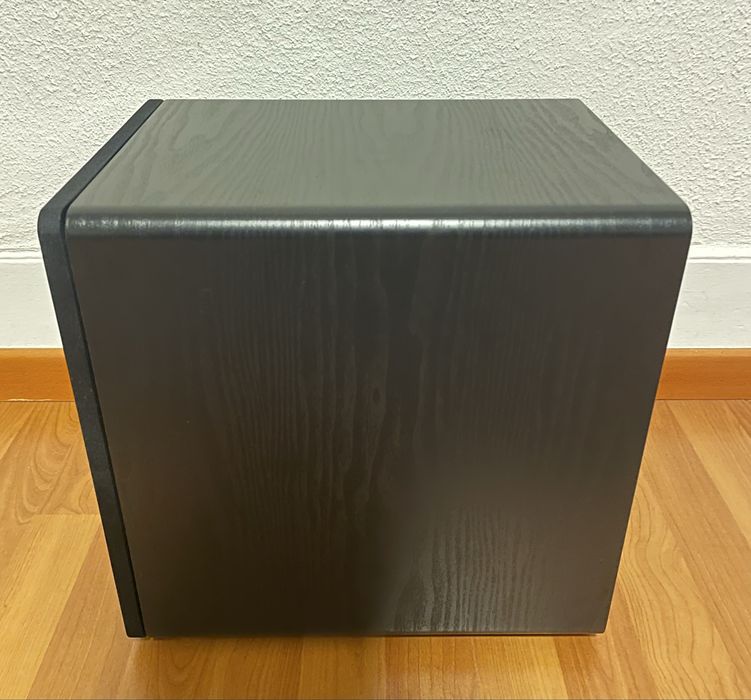 Magnat Alpha RS 8 Powered Subwoofer