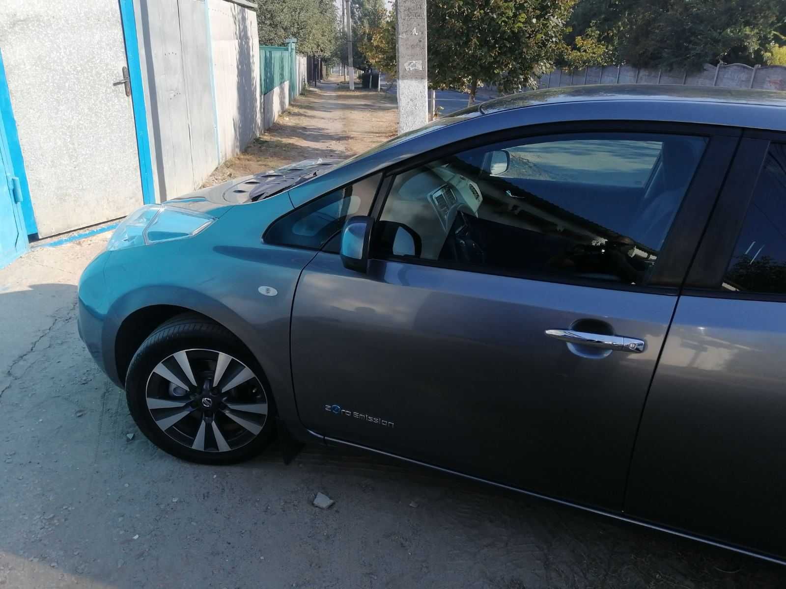 продам нисан лиф 30 квт