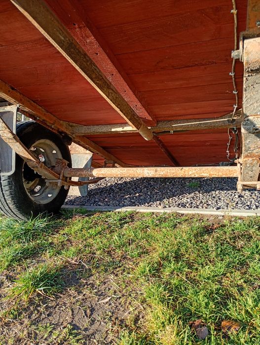 Przyczepka samochodowa