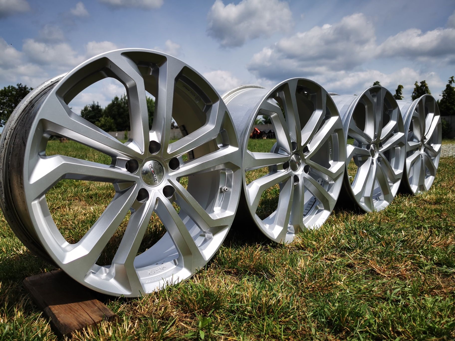 Felgi 19 do Audi A4 A6 B8 C7 C6 VW Alufelgi
