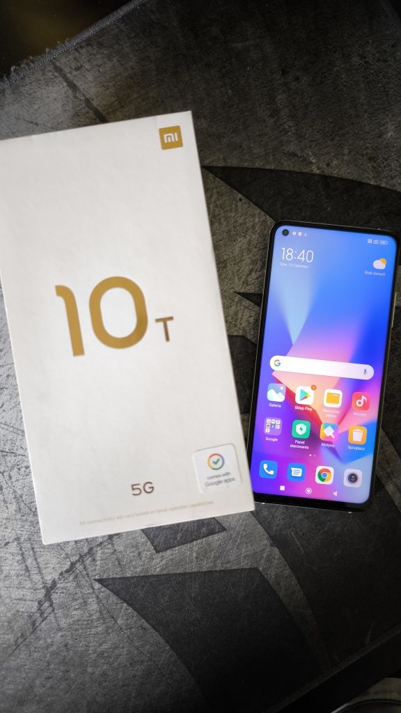 Xiaomi Mi 10T 5G Lunar Silver 6GB RAM 128GB ROM używany, stan dobry